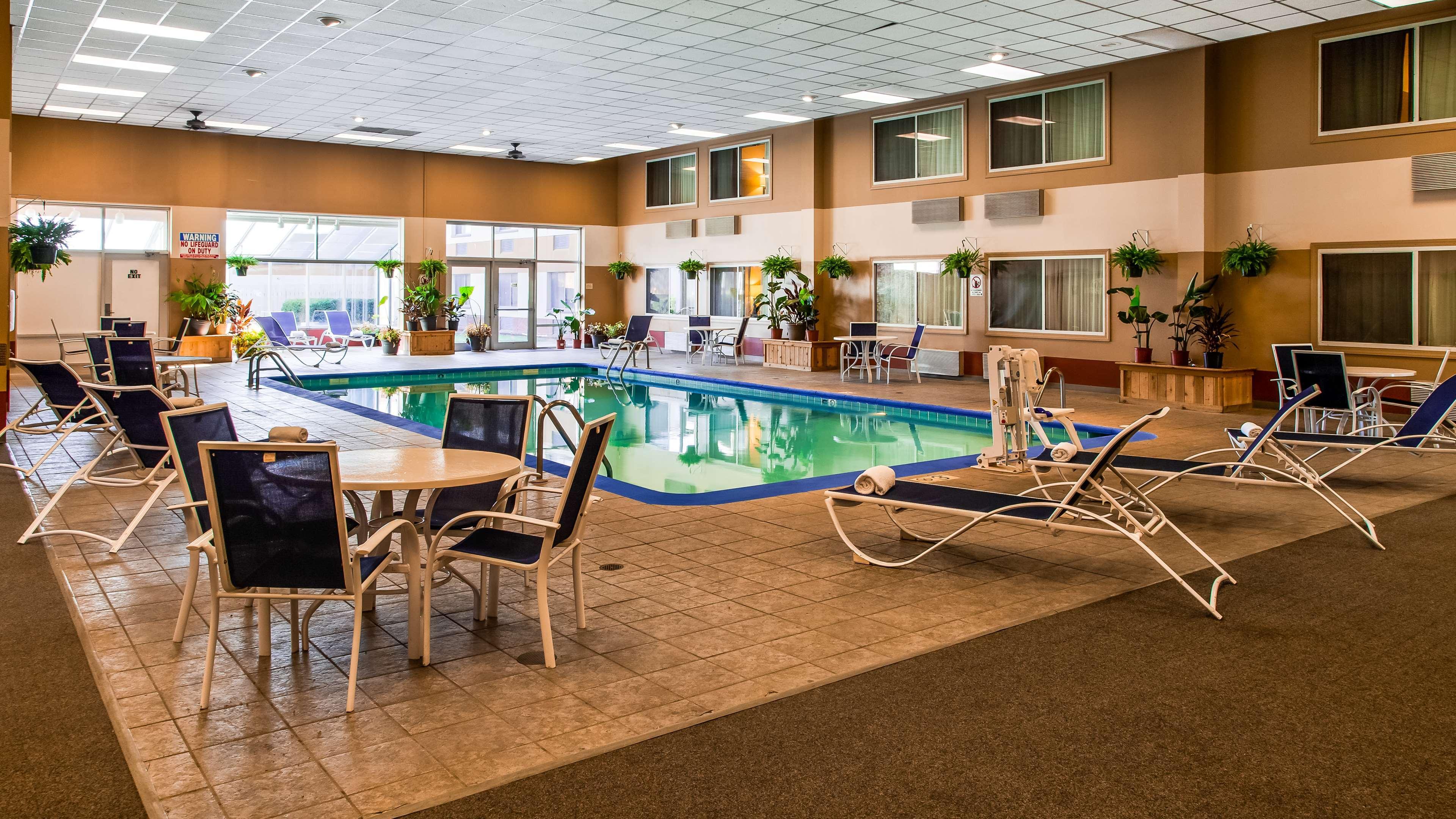 Best Western Regency Inn Marshalltown Exterior foto