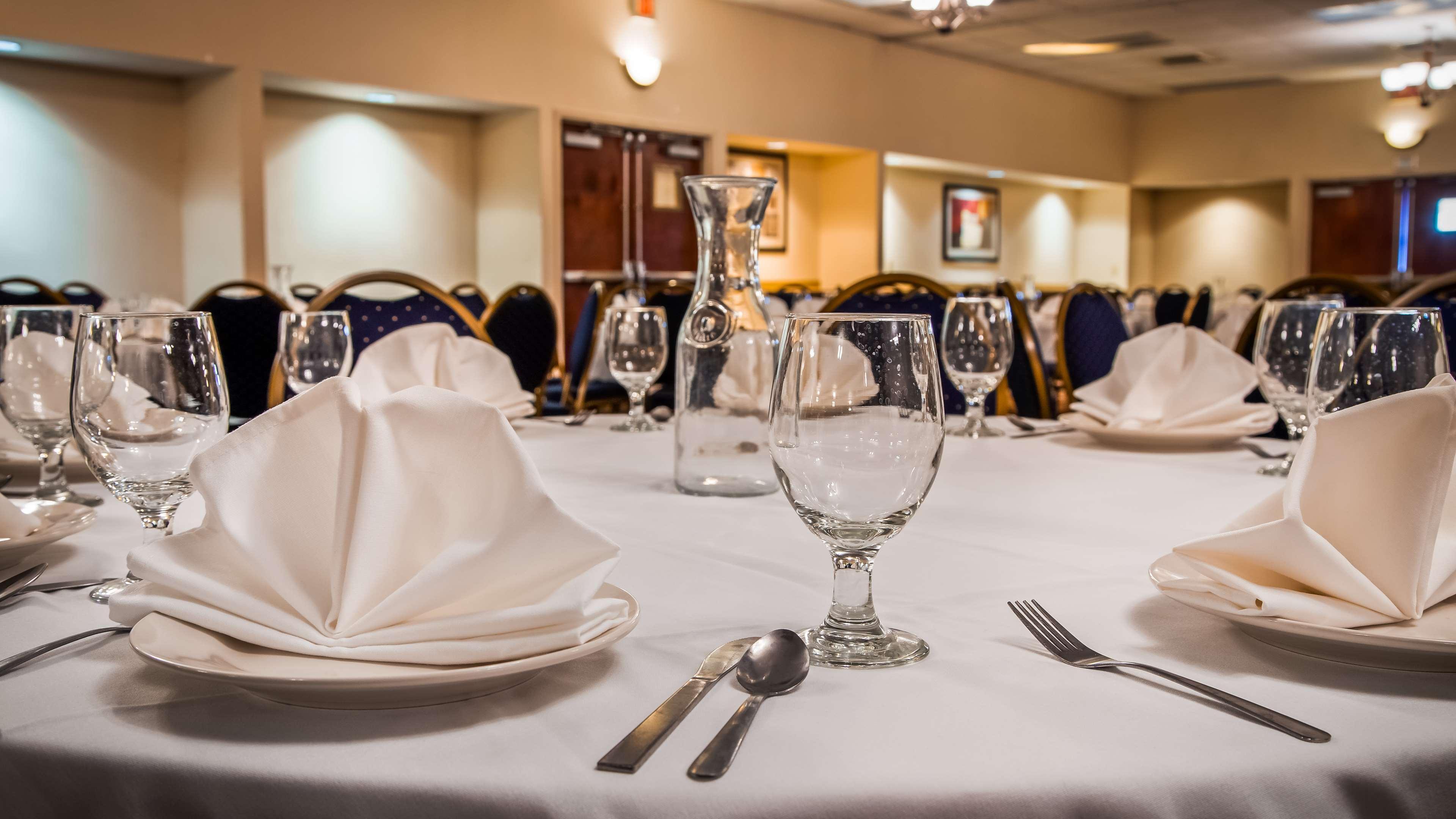 Best Western Regency Inn Marshalltown Exterior foto